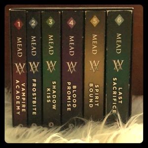 Complete collection of Vampire Academy